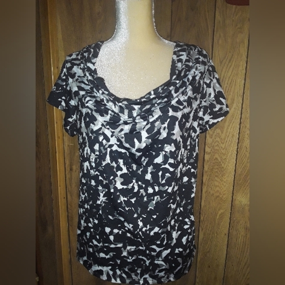 Larry Levine Short Sleeve Black & White Blouse - Picture 1 of 5